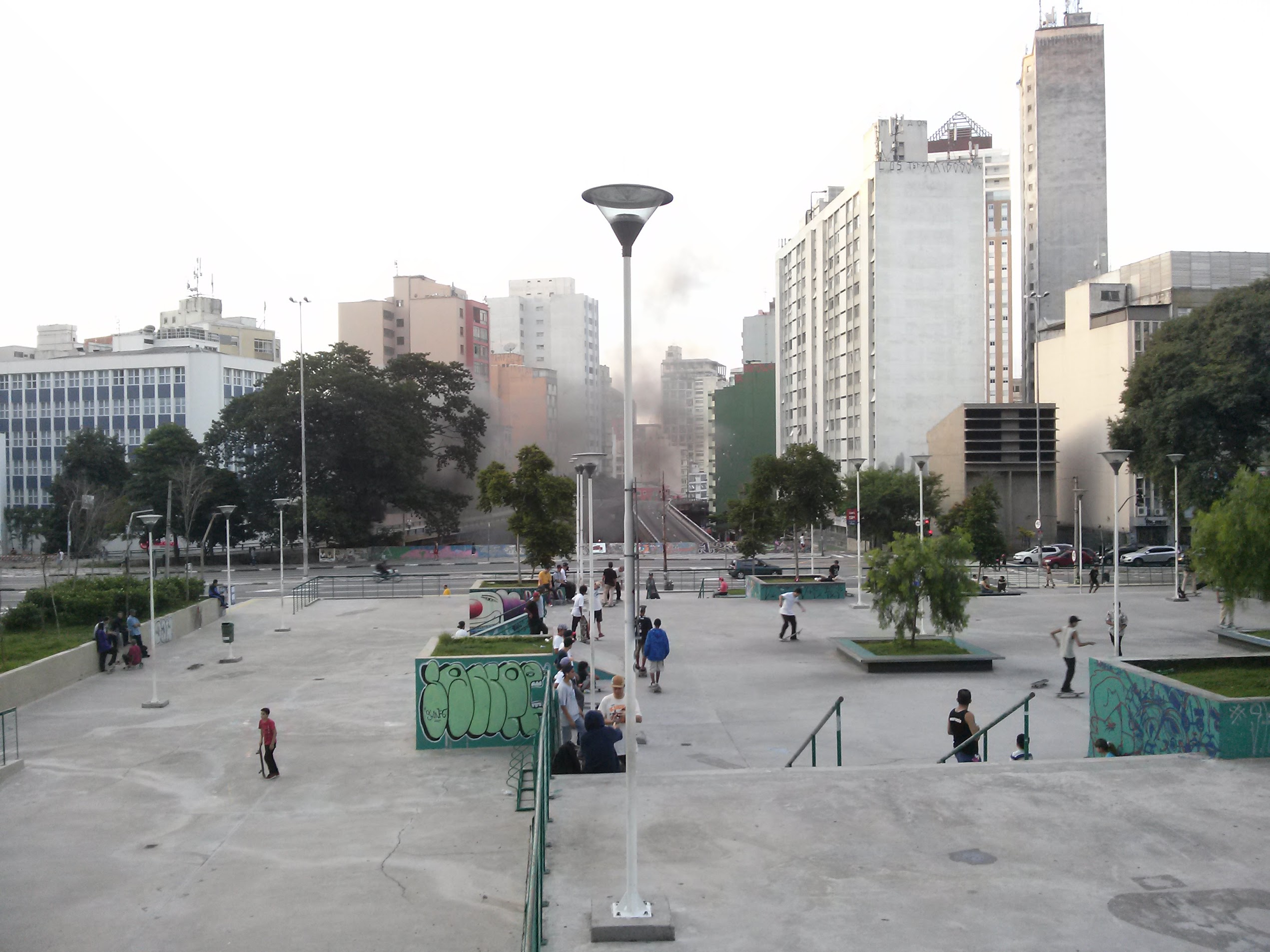 SkateboardingView2